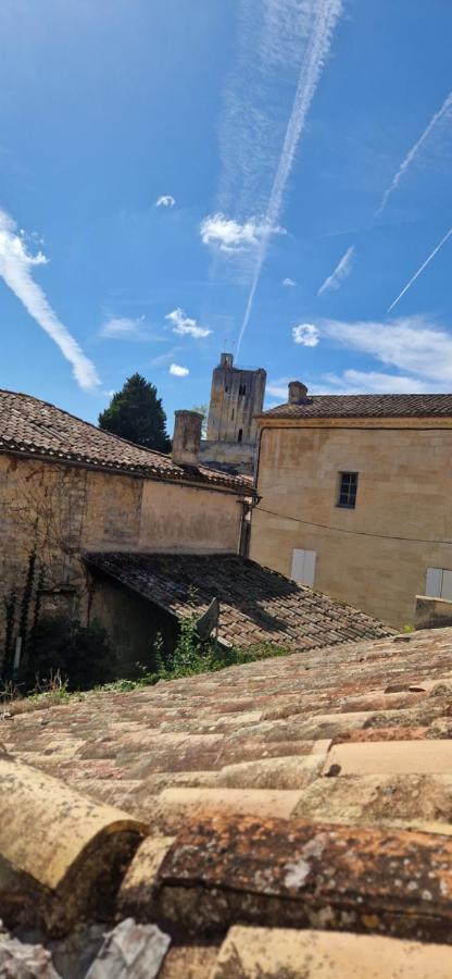 Rouge Et Vin Saint-Emilion